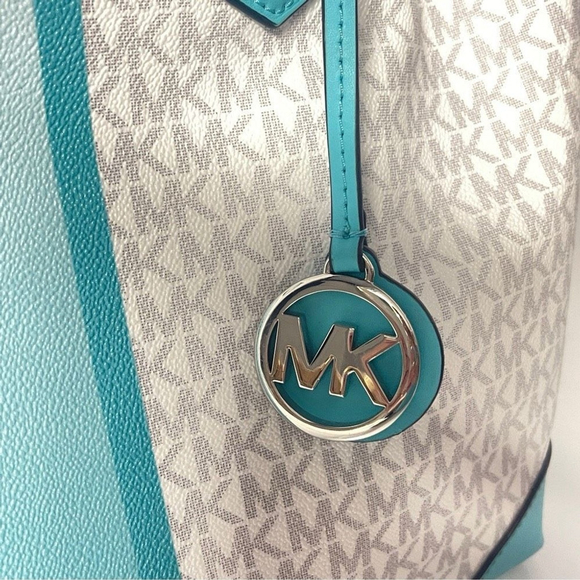 Michael Kors Rare Ocean Blue Signature Tote & Wallet - Picture 12 of 14